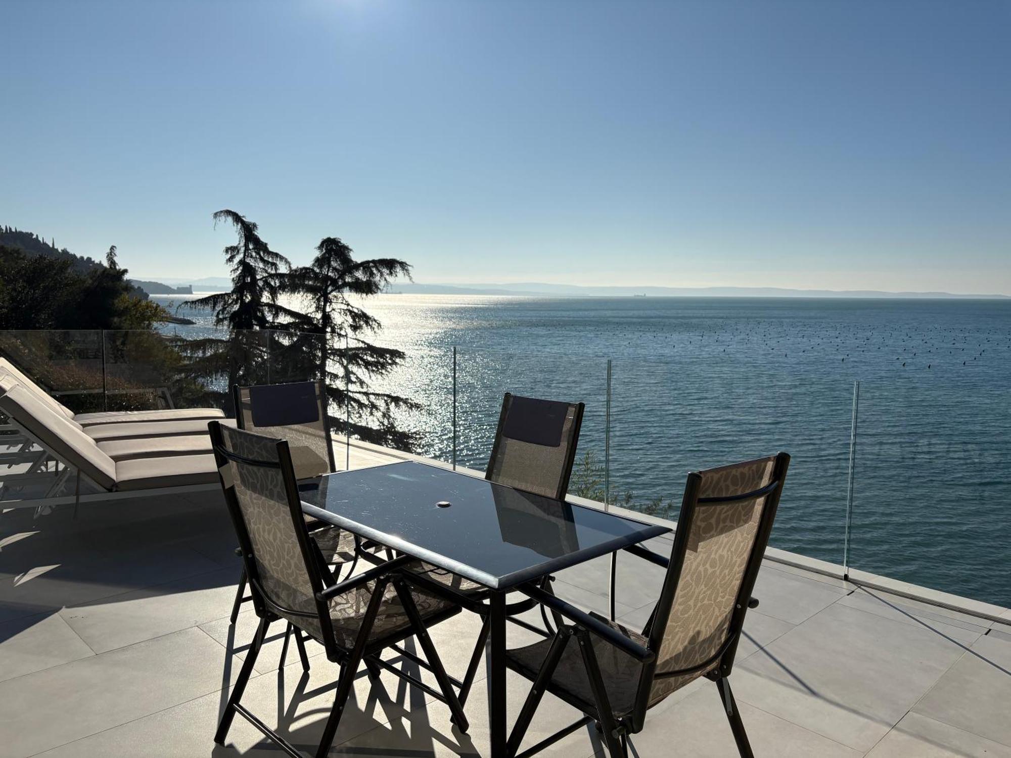 Seaside Resort Trieste Exterior foto